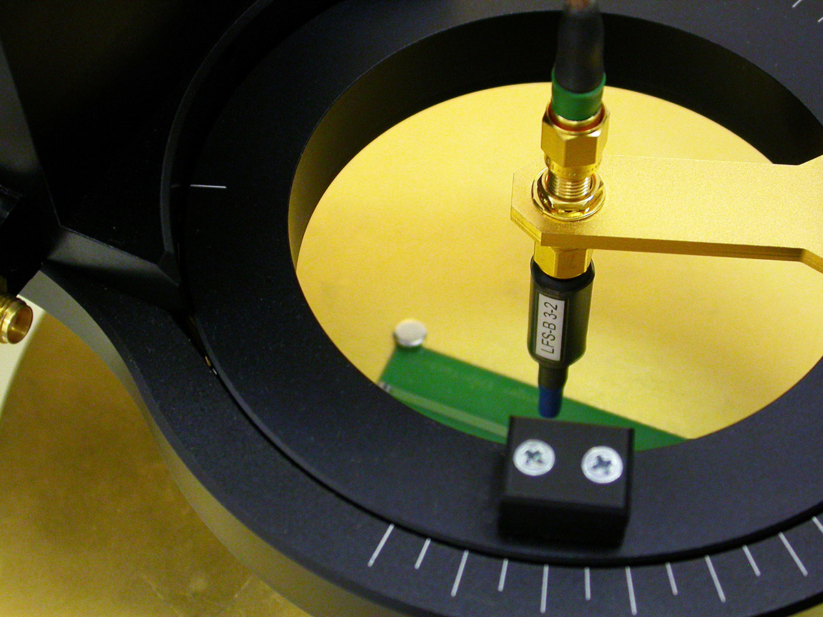 LFS-B 3-2 scanner probe connected to ICS 105 scanner